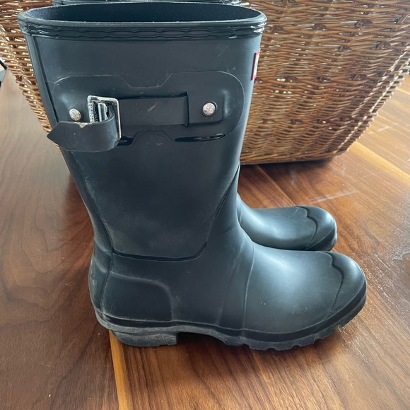 Hunter Short Rain Boots - Picture 3 of 3